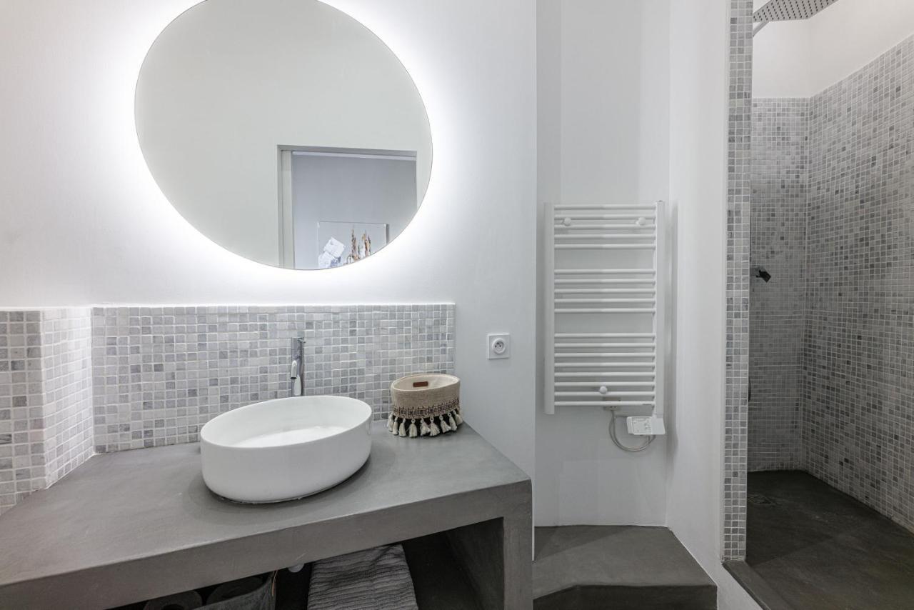 Bord De Mer, Magnifique De 150m2 Avec Jardin Marsiglia