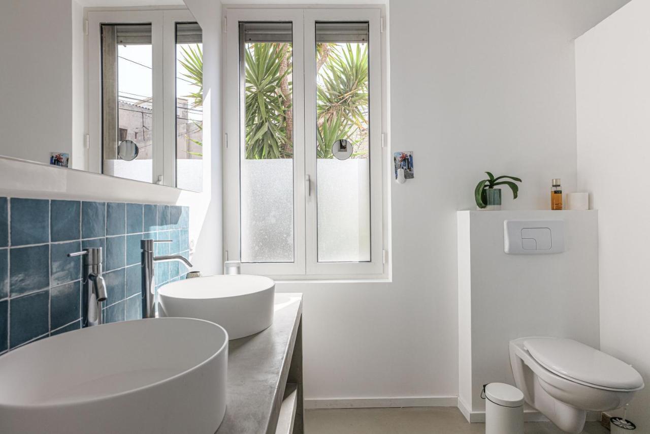 Bord De Mer, Magnifique De 150m2 Avec Jardin *