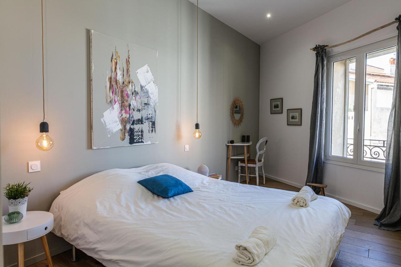 Bord De Mer, Magnifique De 150m2 Avec Jardin * Marseille