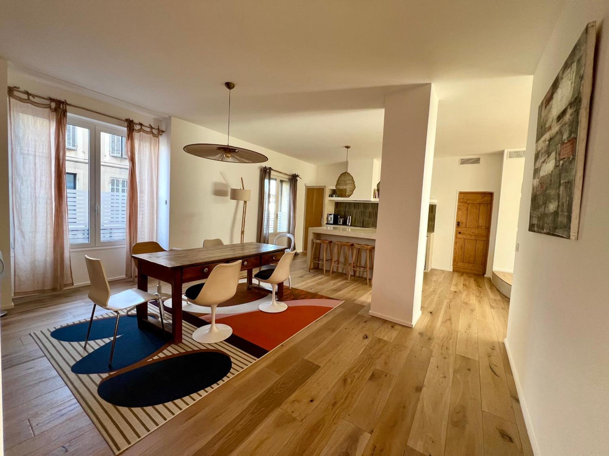 Bord De Mer, Magnifique De 150m2 Avec Jardin Apartment