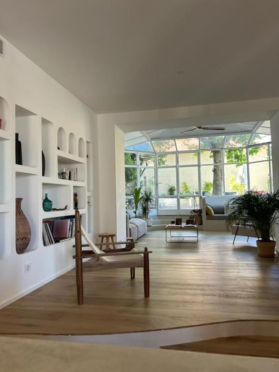 Bord De Mer, Magnifique De 150m2 Avec Jardin Apartment *